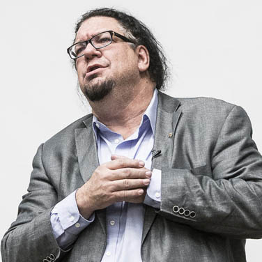 Penn Jillette. Photo by Mwillems. Retrieved from http://en.wikipedia.org/wiki/File:Penn_Jillete.jpg on December 26, 2013.